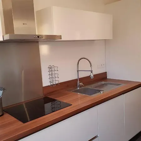 Hypercentre De Reims 4 Chambres 12 Couchages Apartamento