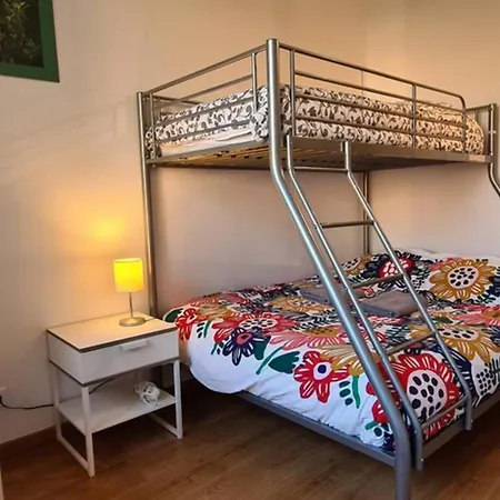 Hypercentre De Reims 4 Chambres 12 Couchages